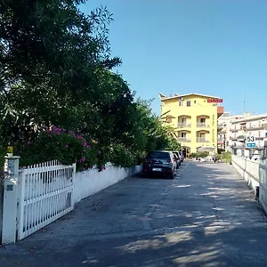 Отель Eliseo