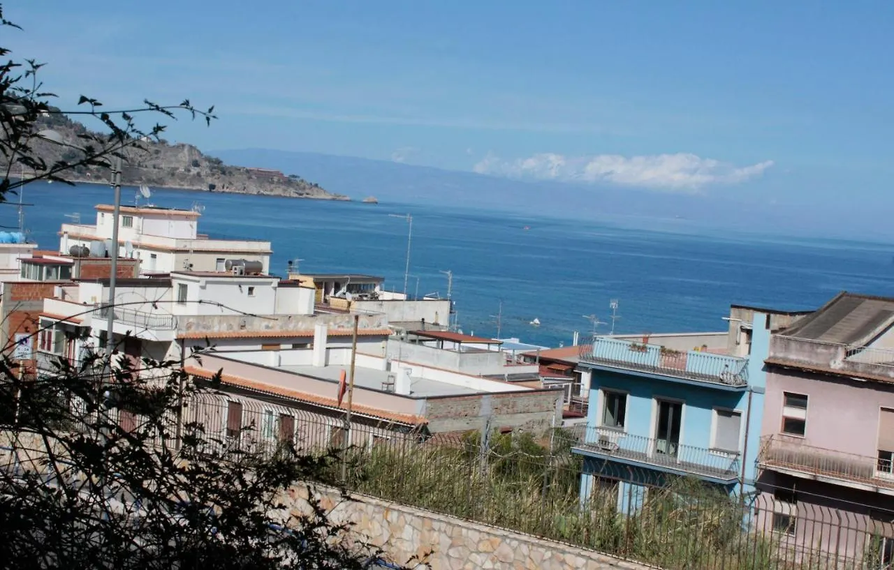Bed & Breakfast Lighea Giardini Naxos 3*,  Italy