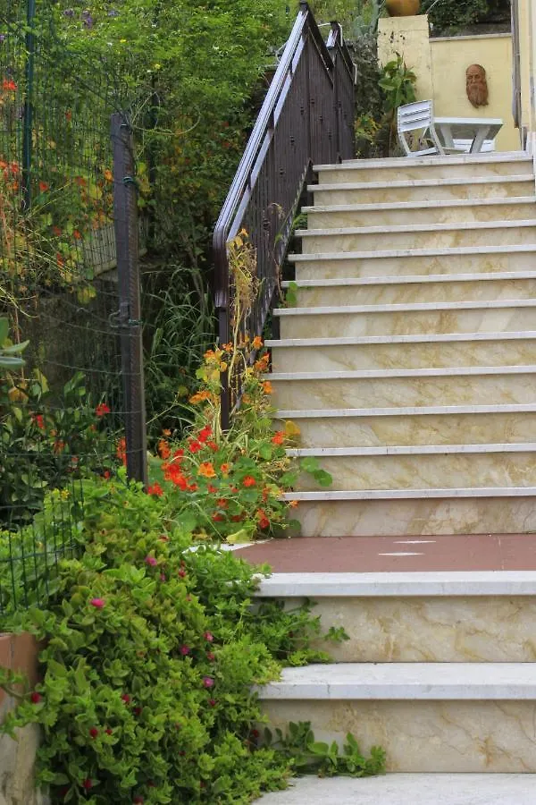 Bed & Breakfast Lighea Giardini Naxos 3*,