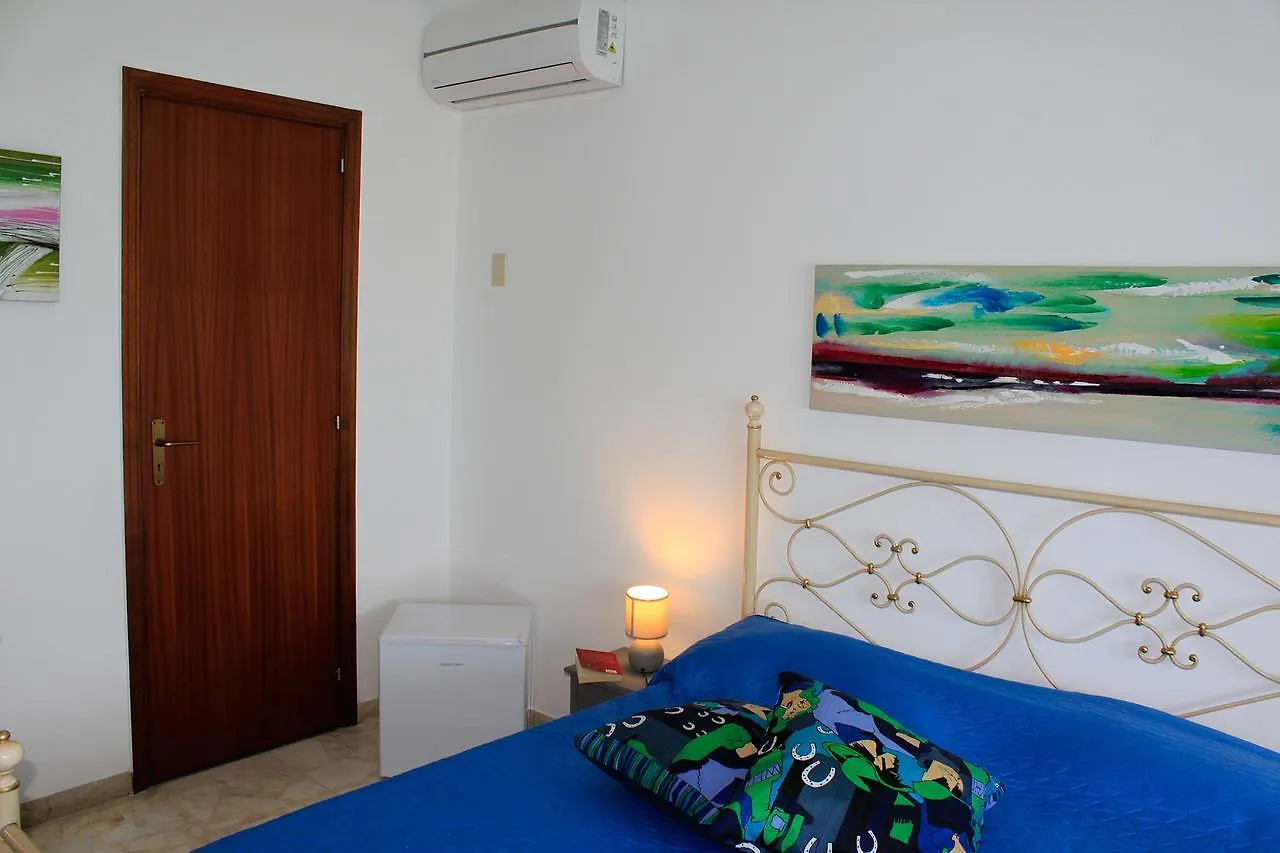 Bed & Breakfast Lighea ジャルディーニ・ナクソス 3*,  イタリア